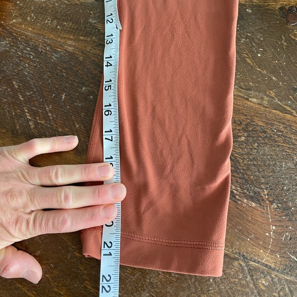 Lululemon Align Crop 21” 🍋 - Picture 2 of 4
